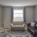 Nap Clifton *