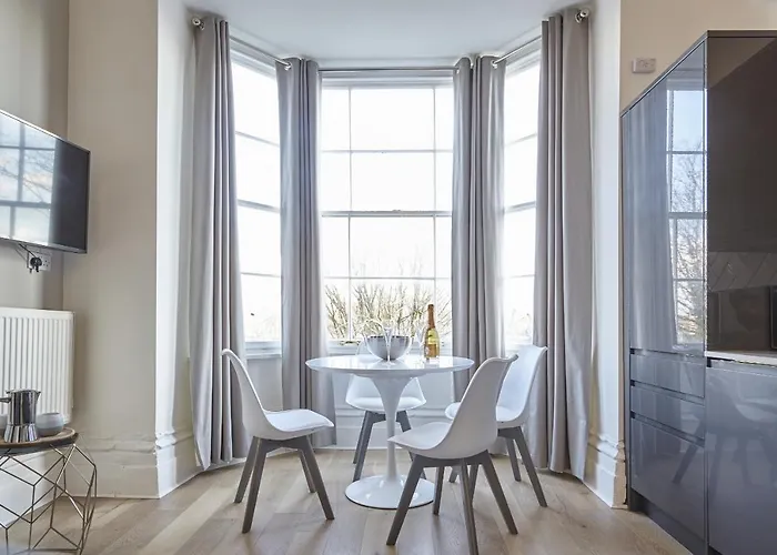 Nap Clifton Μπρίστολ